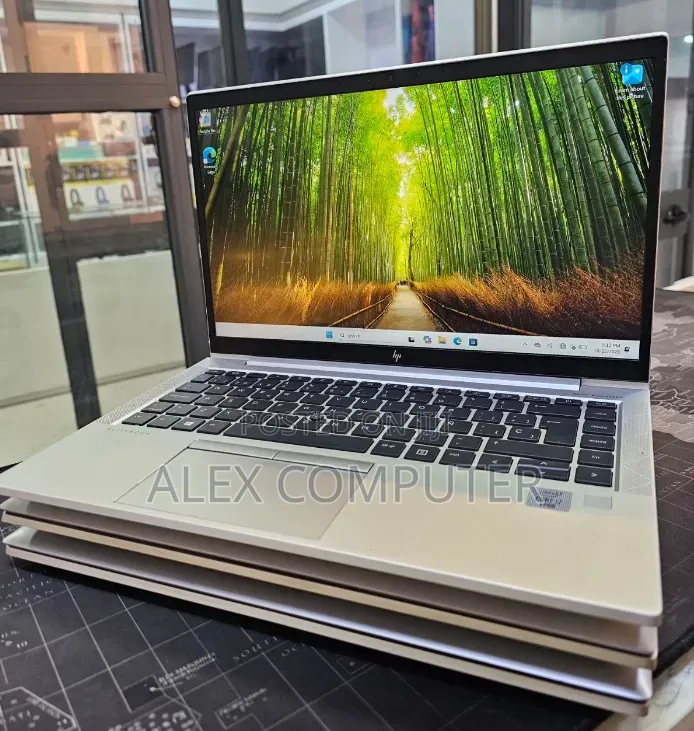 New Laptop HP EliteBook 840 G7 16GB Intel Core i5 SSD 512GB