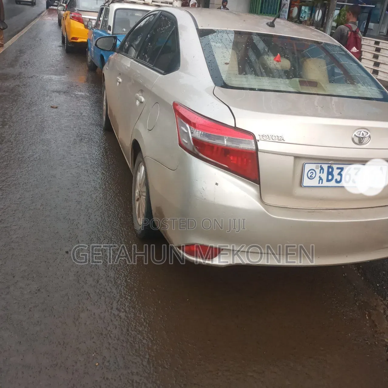 Toyota Yaris 2014 Gold