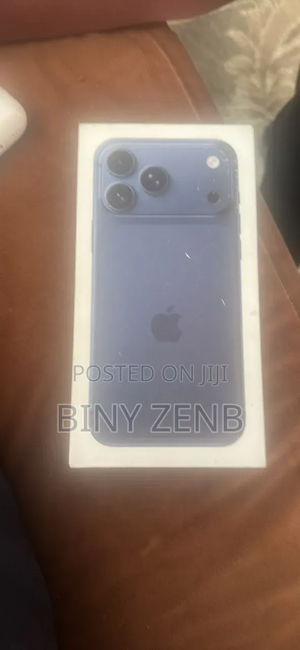 New Apple iPhone 17 Pro Max 512 GB Blue