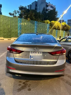 Hyundai Avante 2017 Gray