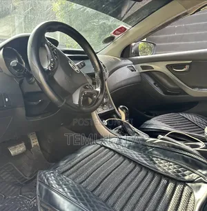 Hyundai Avante 2017 Gray
