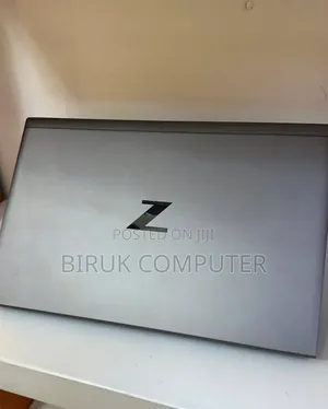 New Laptop HP ZBook Firefly 15 G7 16GB Intel Core i7 SSD 512GB