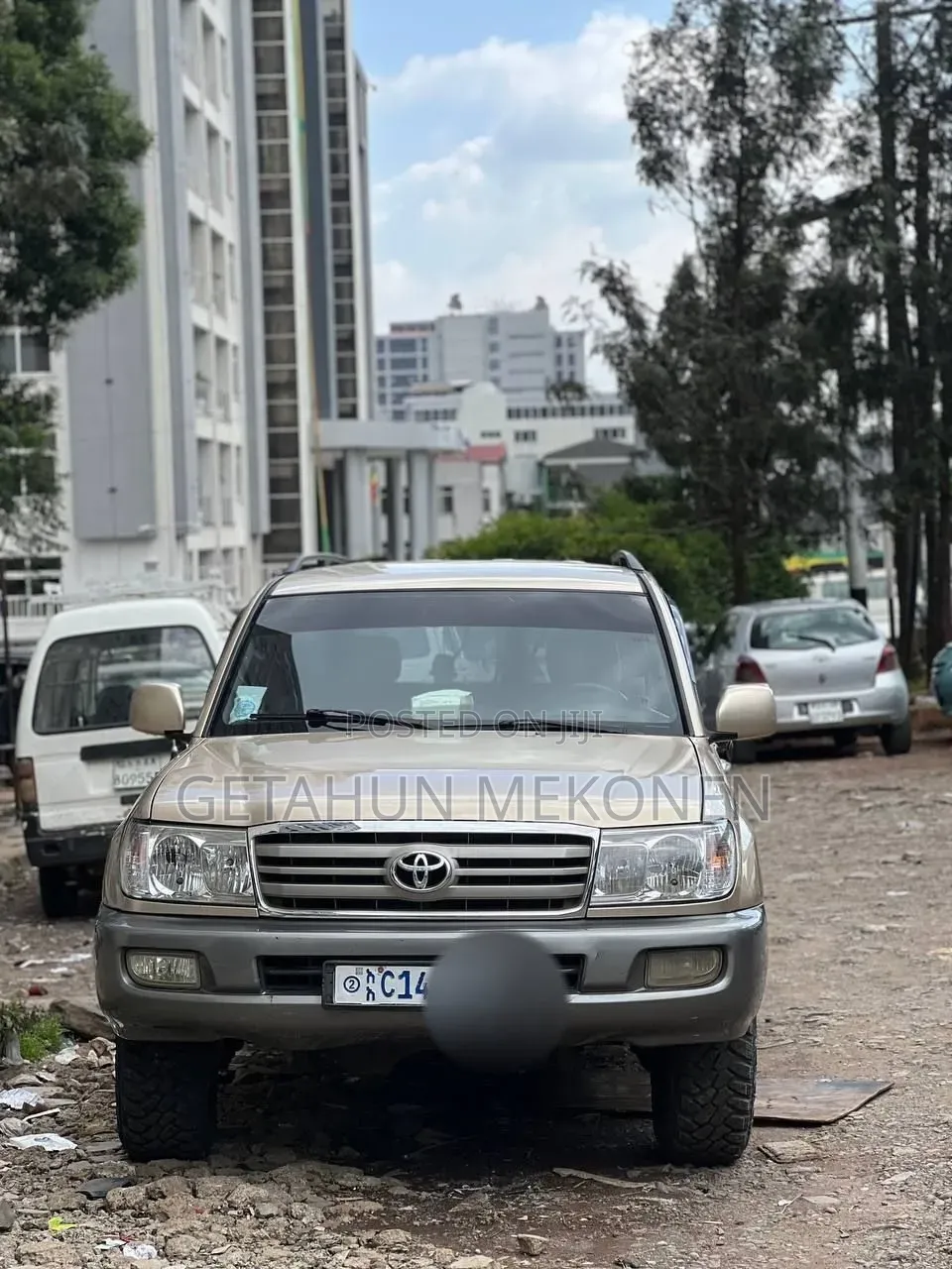 Toyota Land Cruiser 2006 Gold