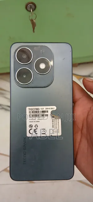 Tecno Spark 20 256 GB Black