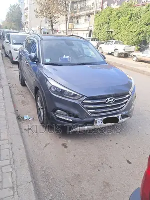 Hyundai Tucson 2017 Gray