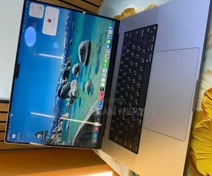 New Laptop Apple MacBook Pro 2021 M1 16GB AMD A10 SSD 512GB