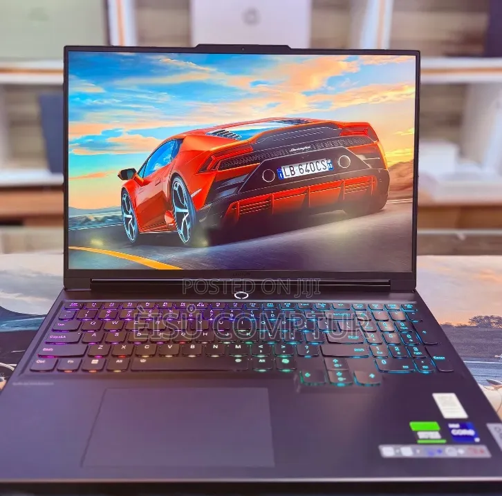 New Laptop Lenovo Legion Pro 7 16GB Intel Core i9 SSD 1T