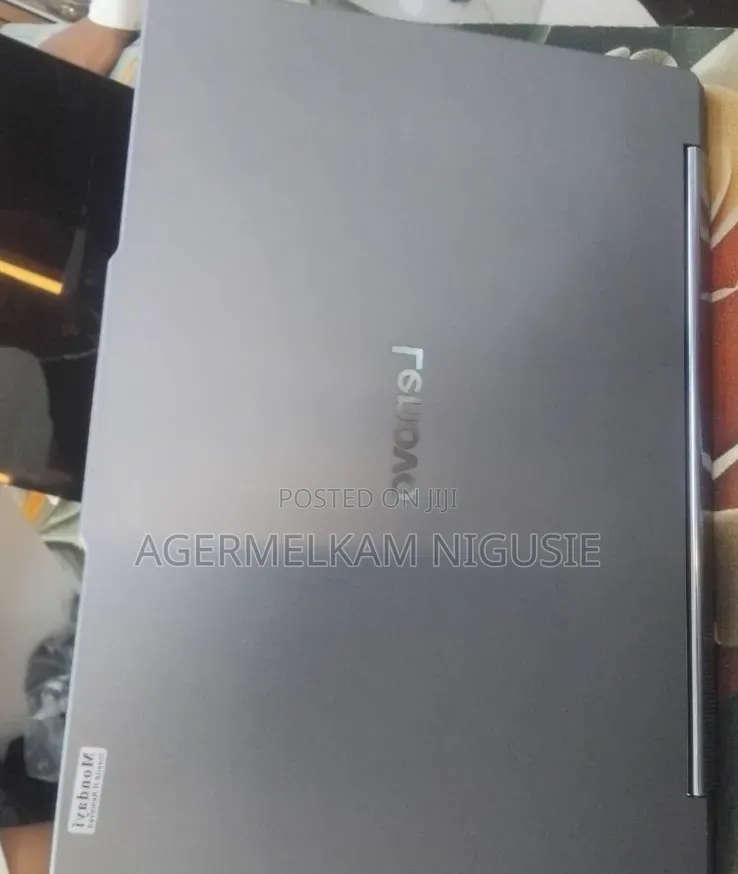 New Laptop Lenovo Yoga 9 16GB Intel Core Ultra 7 SSD 1T