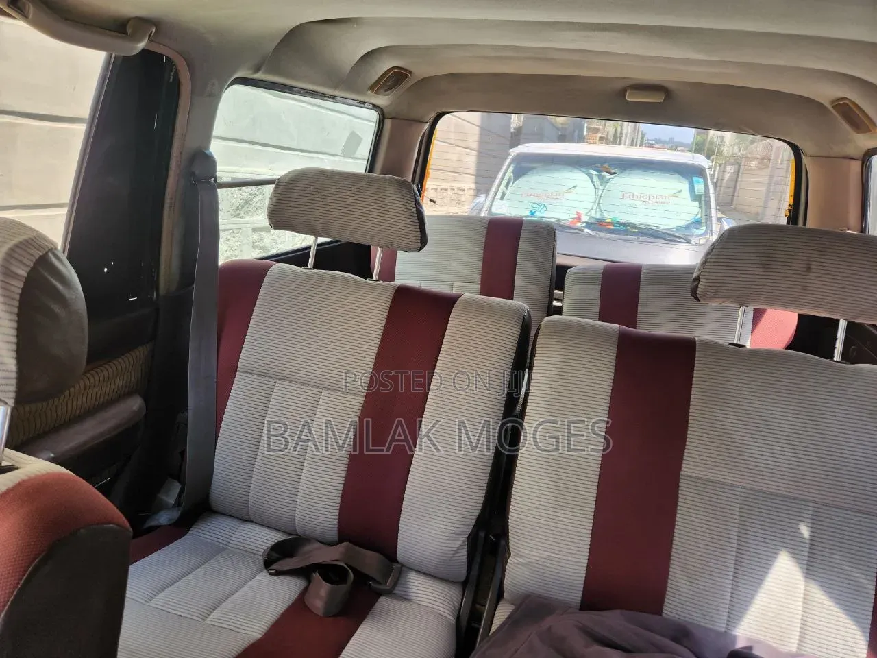 Toyota Land Cruiser 1993 White