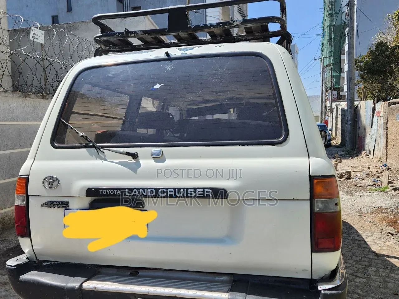 Toyota Land Cruiser 1993 White