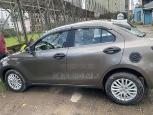 Suzuki Dzire 2022 White