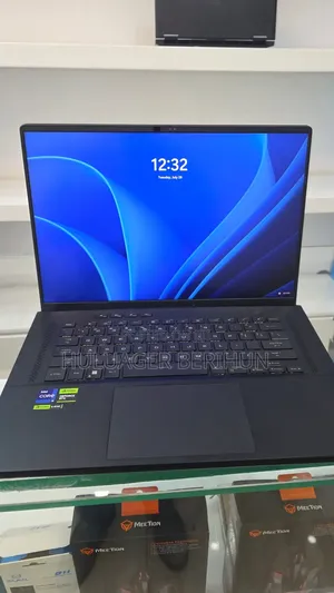 New Laptop Asus ROG Zephyrus G15 16GB Intel Core i9 SSD 1T