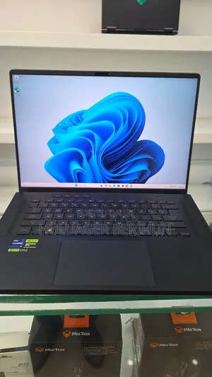 New Laptop Asus ROG Zephyrus G15 16GB Intel Core i9 SSD 1T