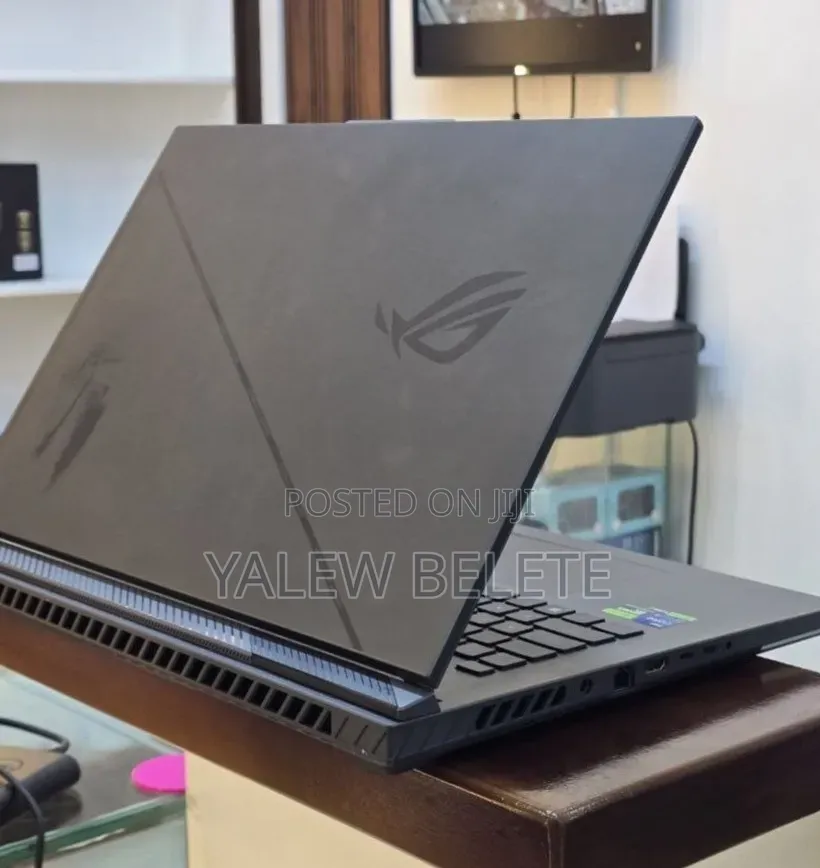 New Laptop Asus ROG Strix G18 40GB Intel Core i9 SSD 1T
