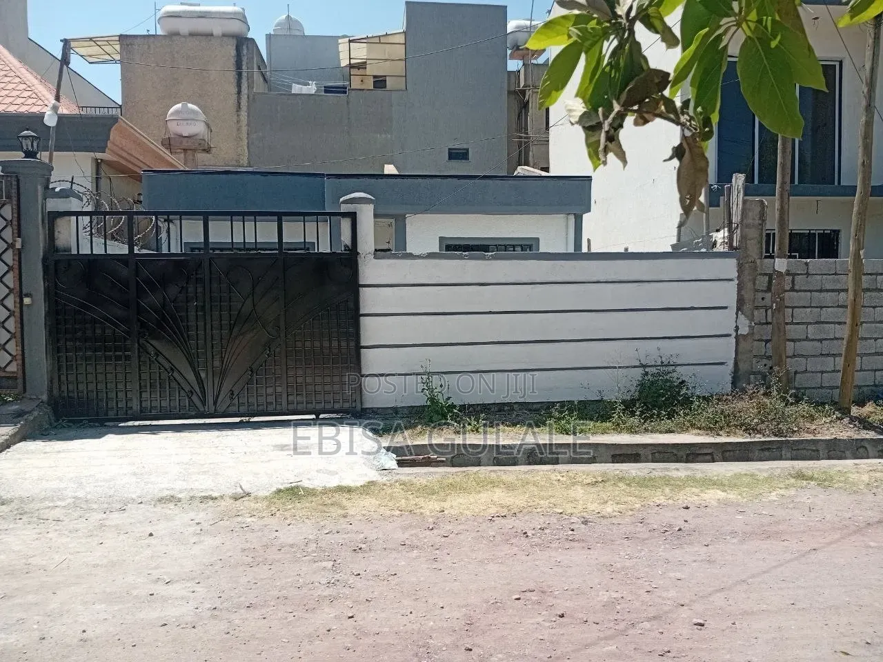 Furnished 4bdrm Farm House in Oromia-Finfinne for sale