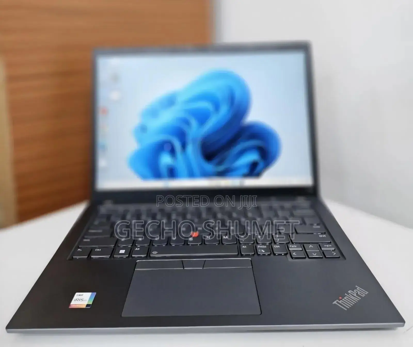 New Laptop Lenovo ThinkPad T14s G4 16GB Intel Core i7 SSD 512GB