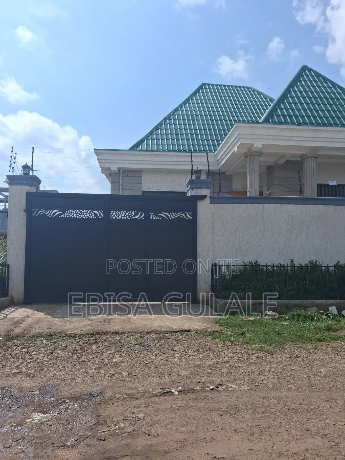 Furnished 6bdrm Farm House in Oromia-Finfinne for sale
