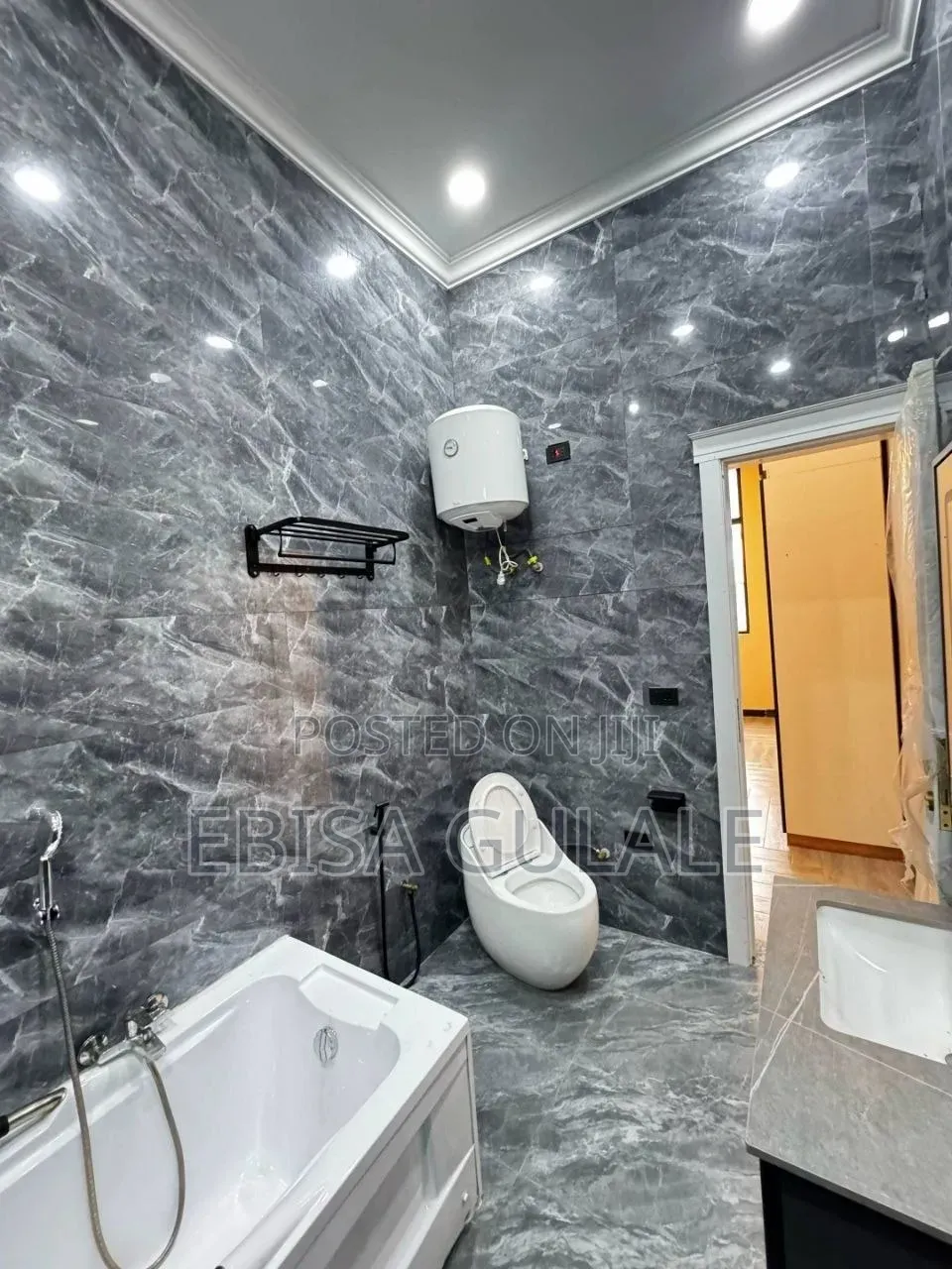 Furnished 6bdrm Farm House in Oromia-Finfinne for sale