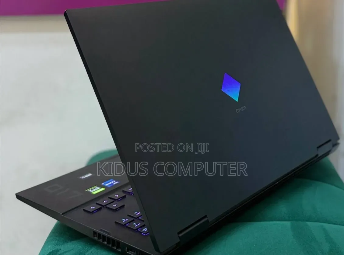 New Laptop HP Omen 17 16GB Intel Core i7 SSD 1T