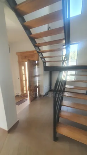Furnished 5bdrm Villa in Kotebe Gabriel, Yeka for sale