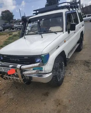 Toyota Mark II 1994 White
