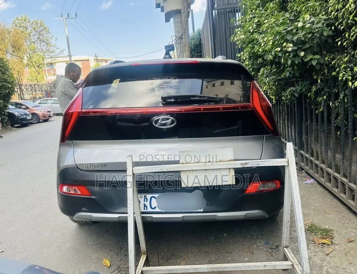 Hyundai Bayon 2022 Gray