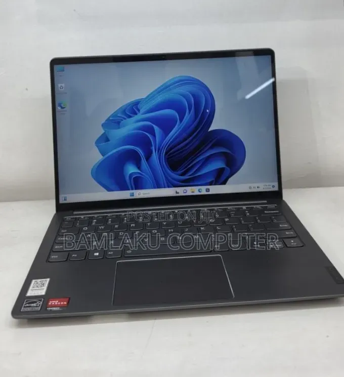 New Laptop Lenovo IdeaPad 110 16GB AMD Ryzen 7 SSD 512GB