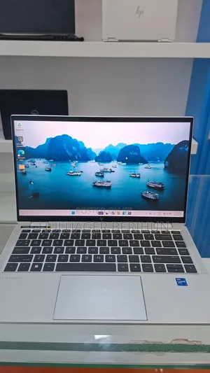 New Laptop HP EliteBook 1040 G8 32GB Intel Core i7 SSD 512GB