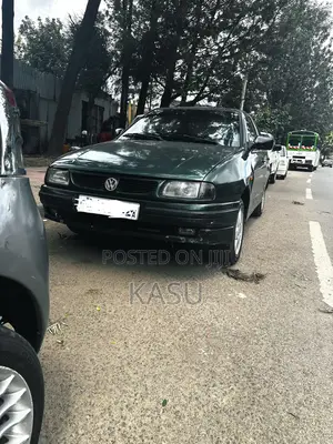 Volkswagen Polo 1.4 2001 Green