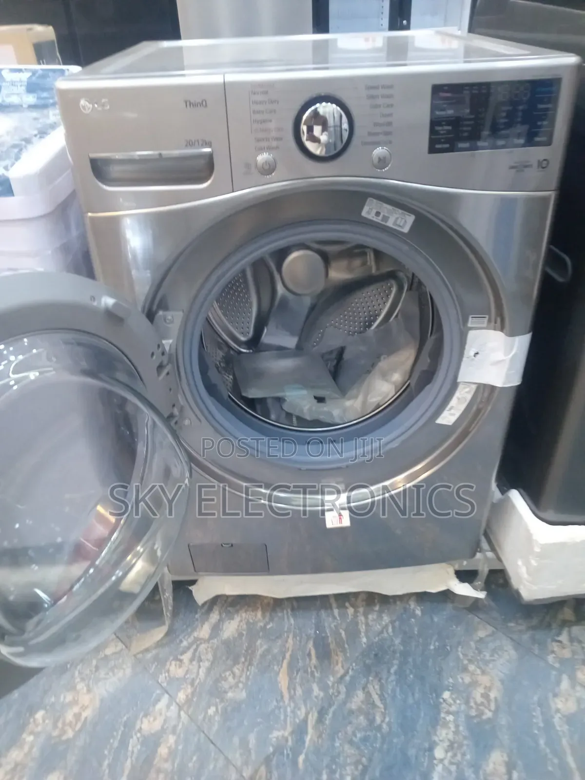 LG 16kg Automatic Washing Dryer
