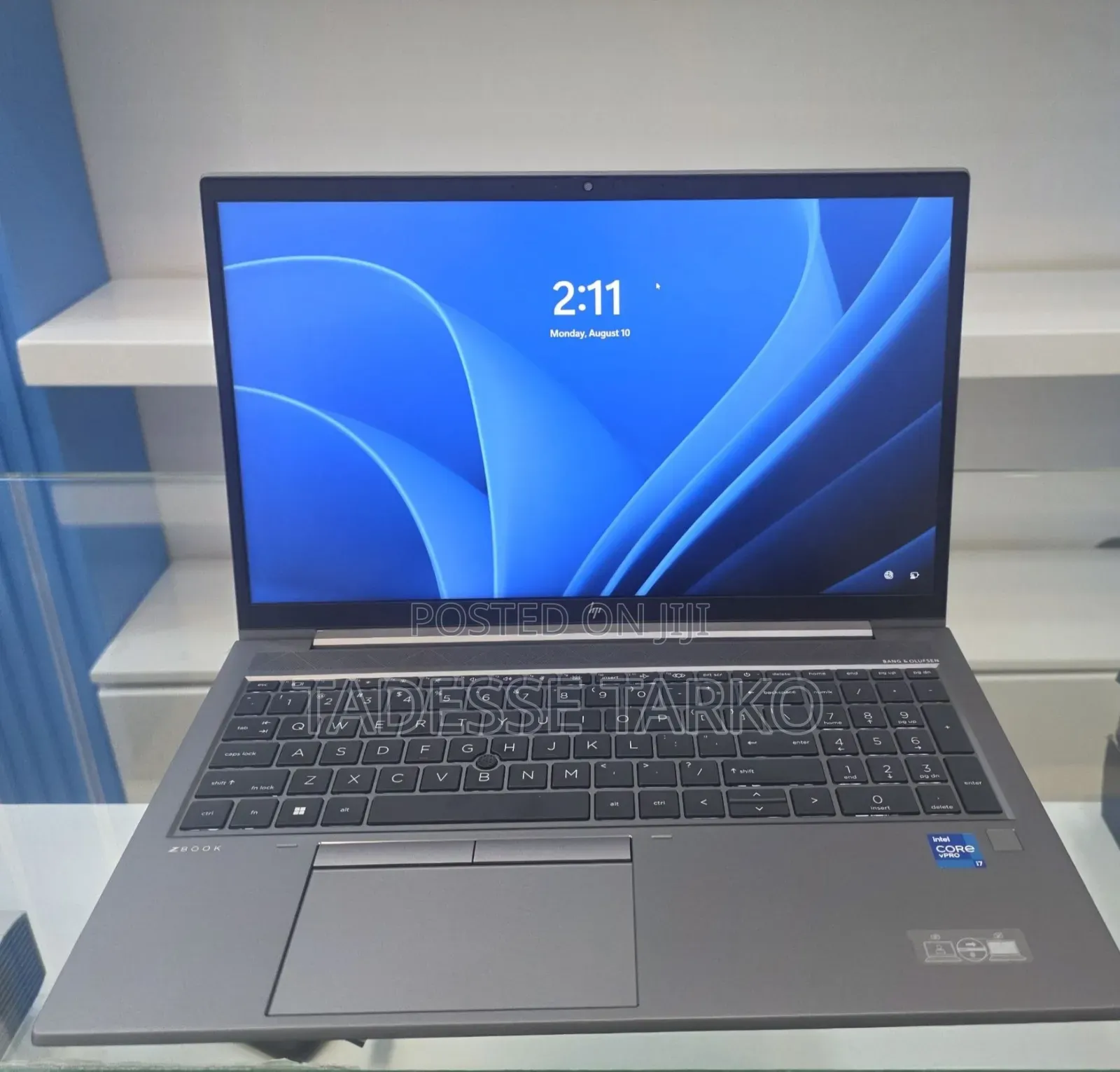 New Laptop HP ZBook Firefly G8 16GB Intel Core i7 SSD 512GB