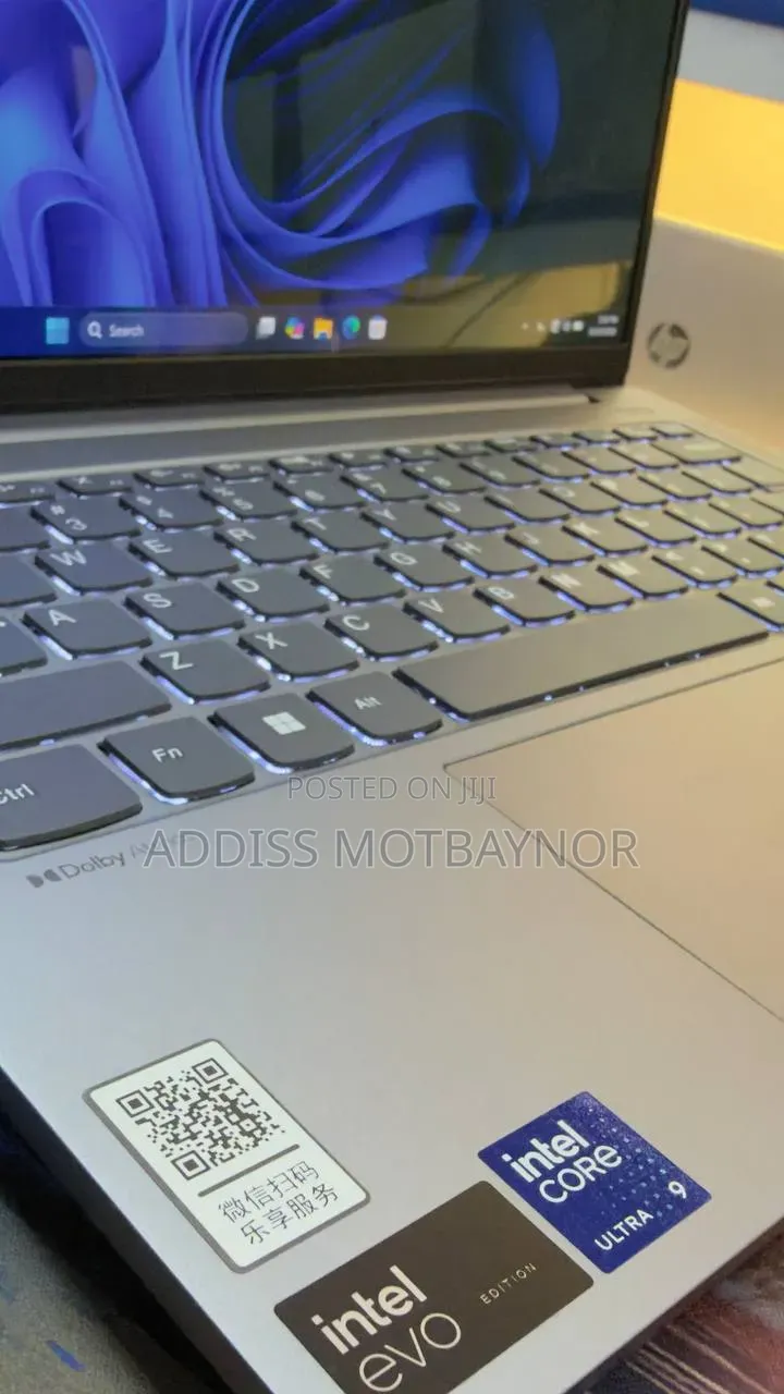 New Laptop Lenovo ThinkPad X1 Yoga 16GB Intel Core Ultra 7 SSD 512GB