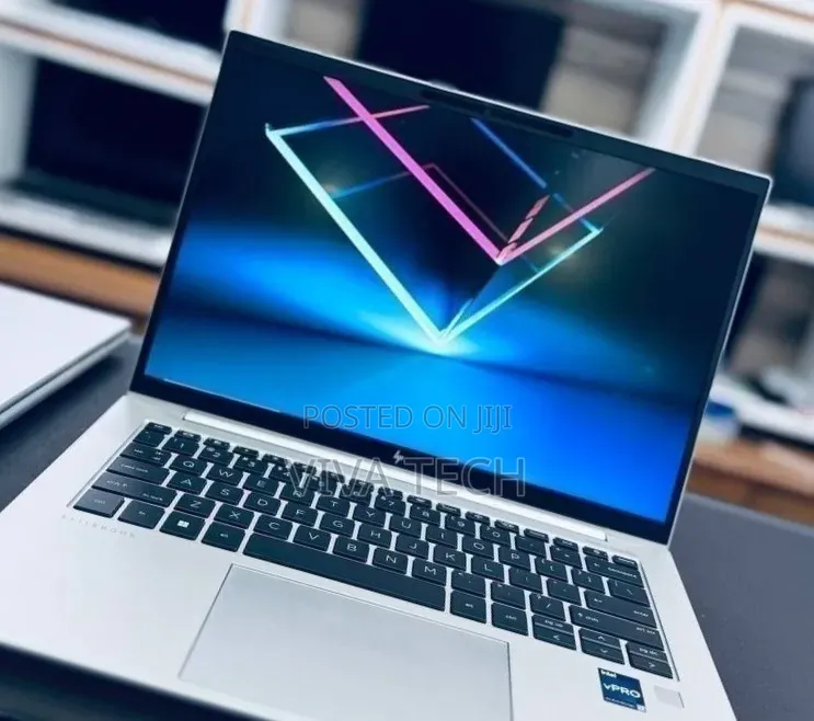 New Laptop HP EliteBook 840 G8 16GB Intel Core i7 SSD 512GB