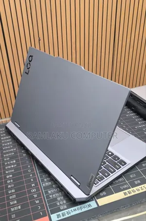 New Laptop Lenovo LOQ 15AHP10 8GB Intel Core i5 SSD 512GB