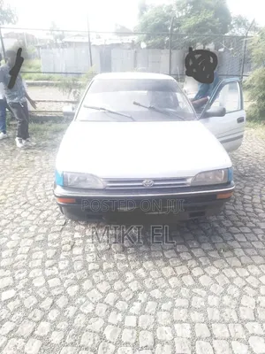 Toyota Corolla II 1992 Silver