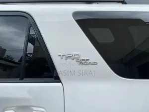Toyota 4-Runner SR5 4x2 2019 White