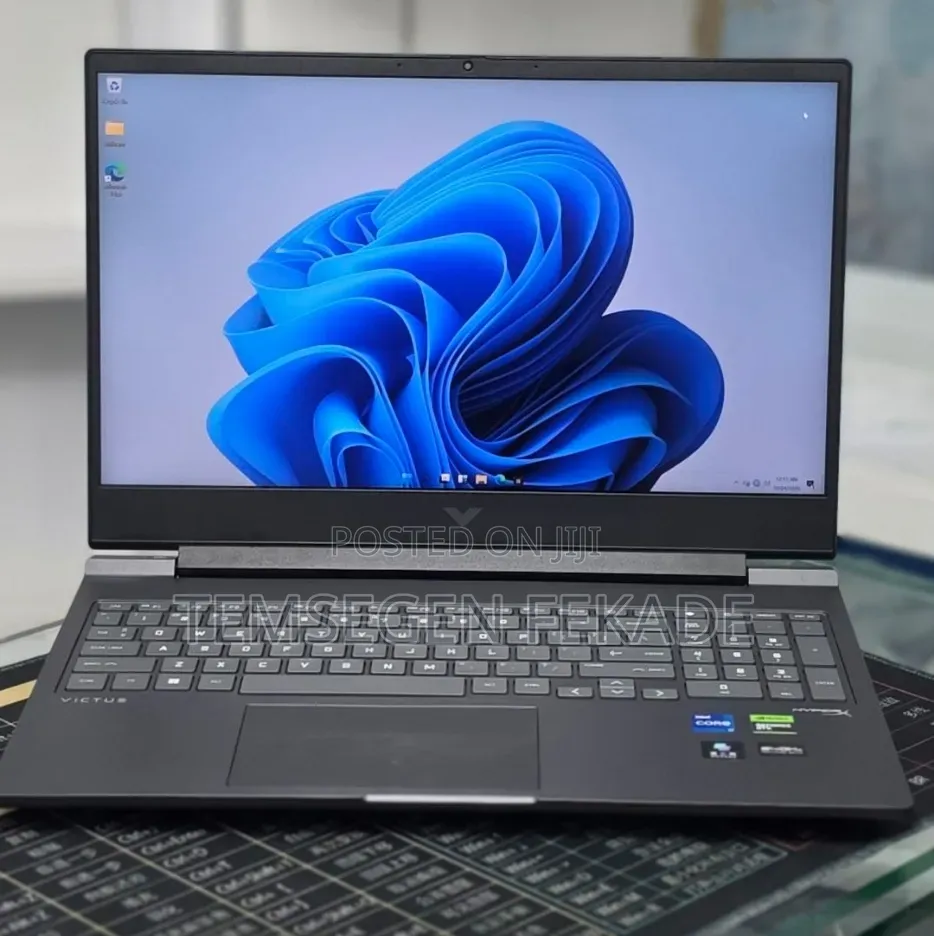 New Laptop HP Victus 16 16GB Intel Core i7 SSD 1T