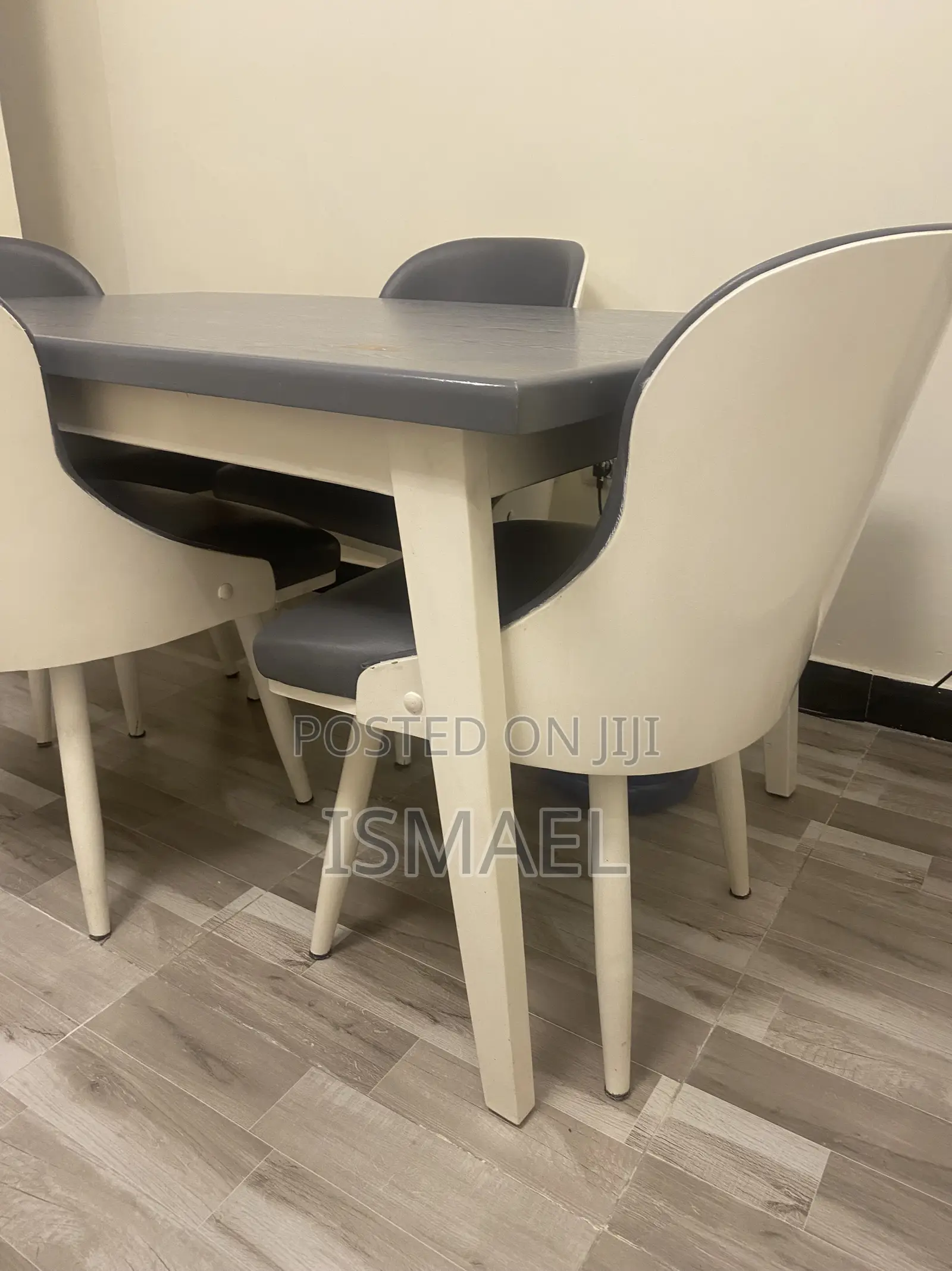 Modern Dining Table Set