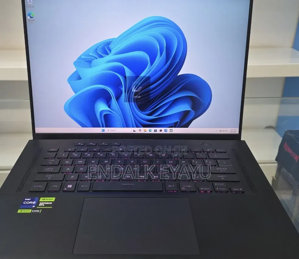 New Laptop Asus ROG Zephyrus G15 16GB Intel Core i9 SSD 1T