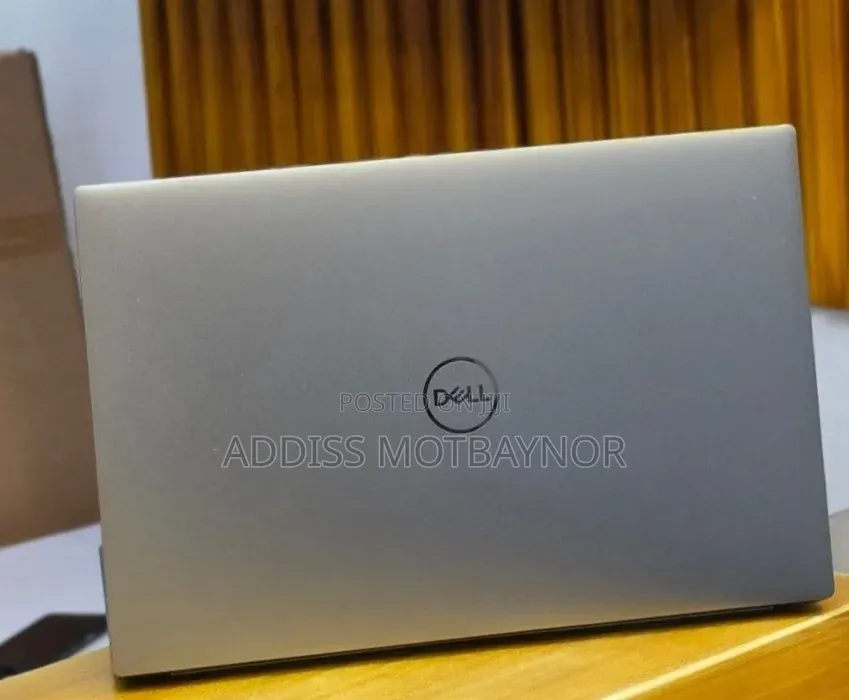 New Laptop Dell Precision 5540 16GB Intel Core i7 SSD 512GB