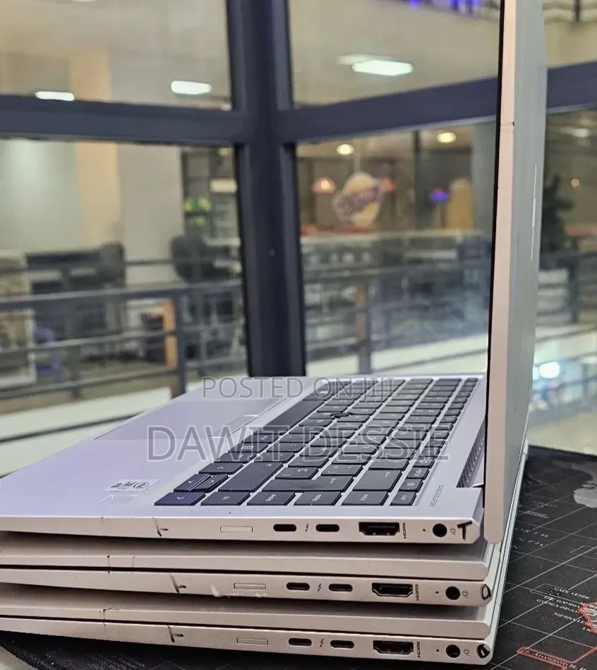 New Laptop HP EliteBook 840 G7 16GB Intel Core i7 SSD 512GB