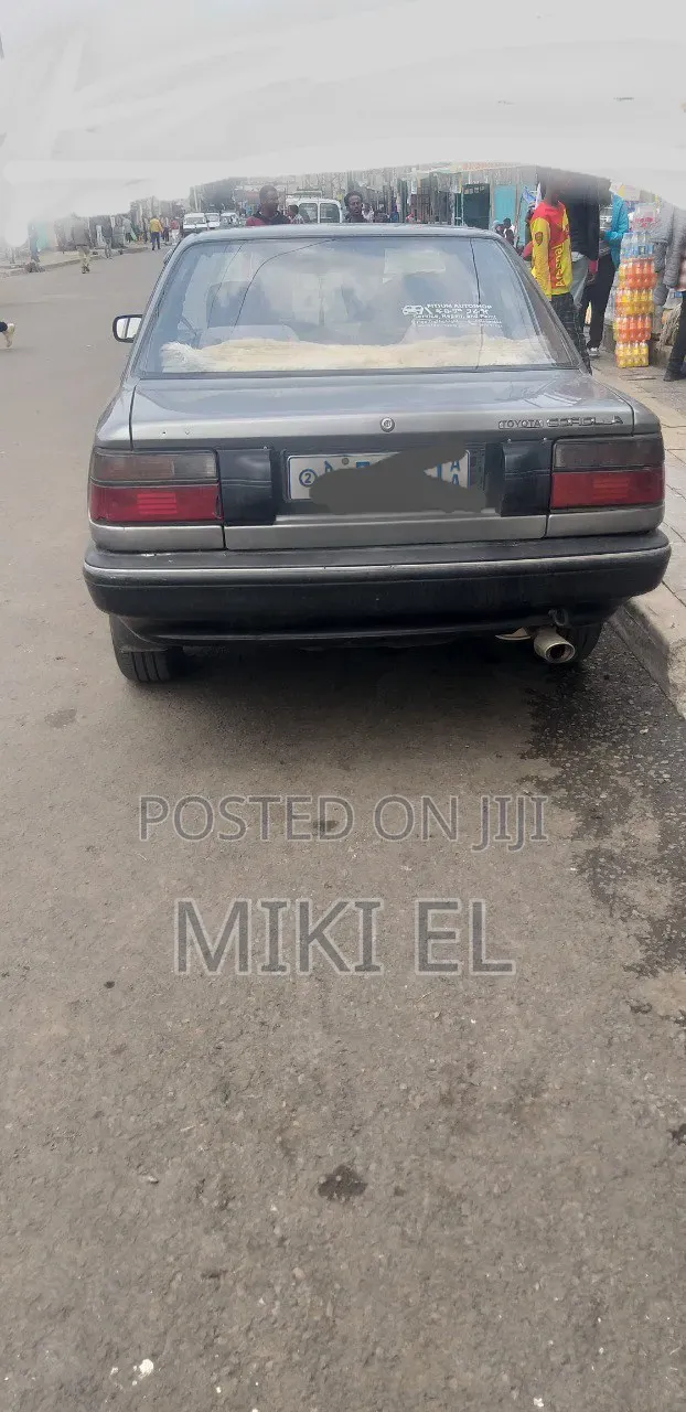 Toyota Corolla II 1.3 FWD 1991 Gray