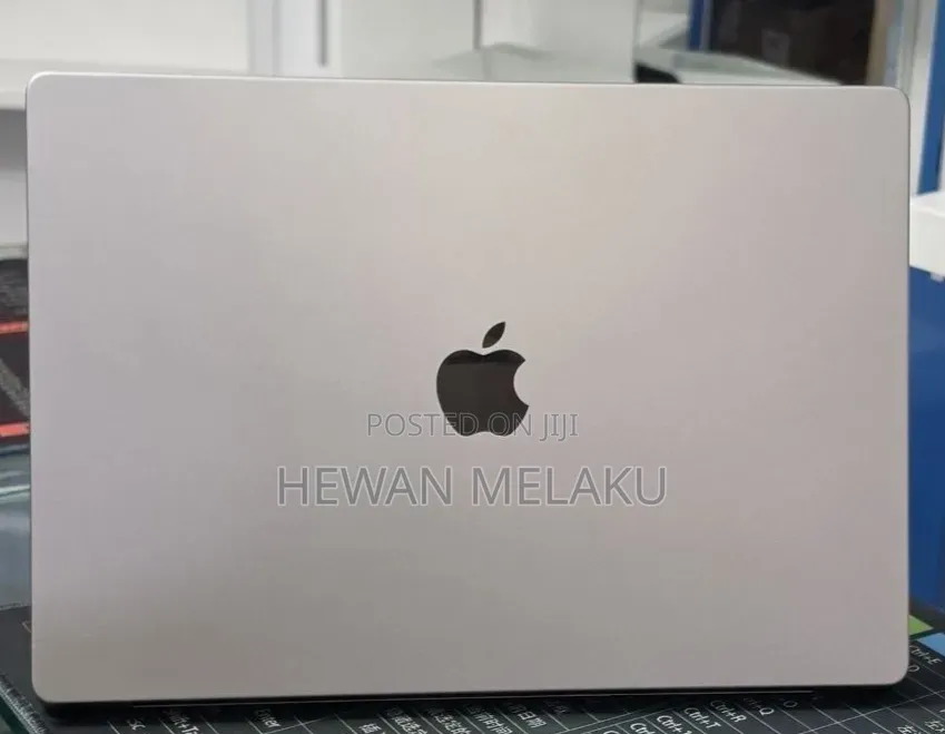 New Laptop Apple MacBook Pro 2021 M1 32GB Apple M1 Pro SSD 512GB