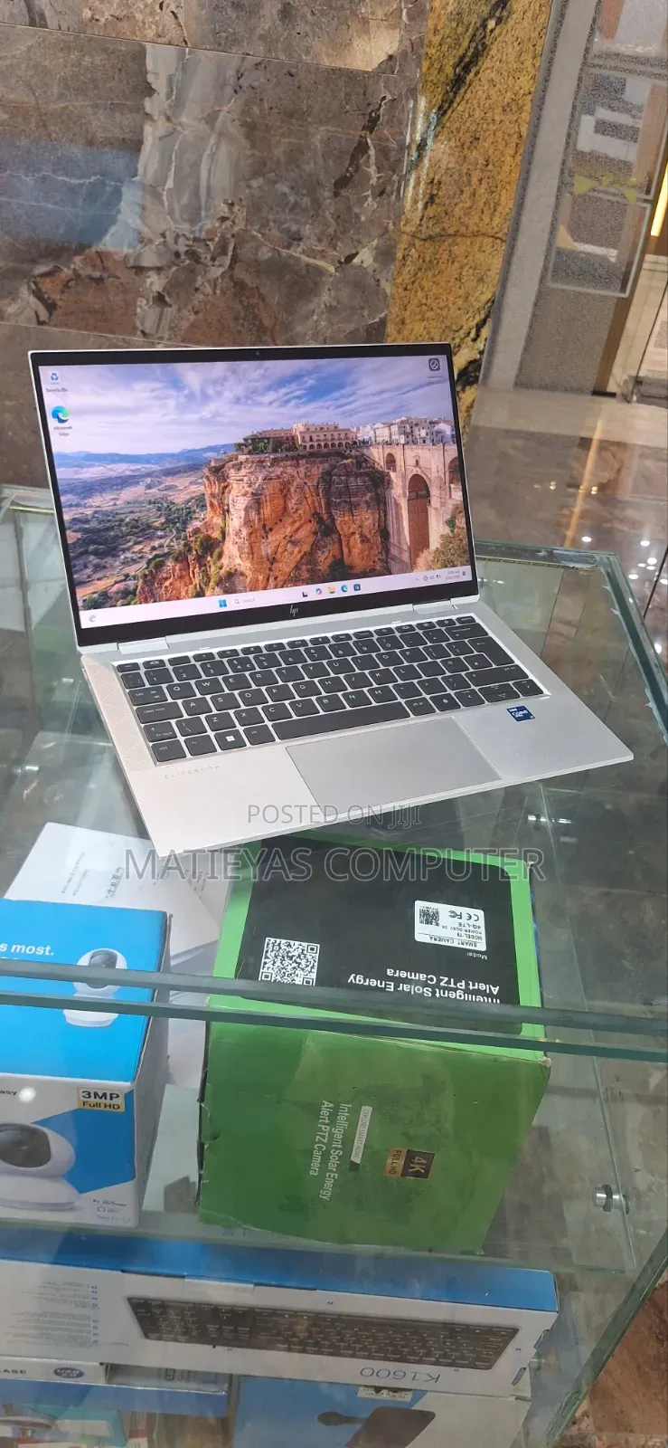 New Laptop HP EliteBook x360 1030 G8 16GB Intel Core i7 SSD 512GB