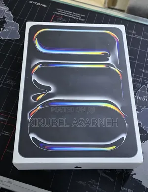 New Apple iPad Pro 13 (2025) 512 GB