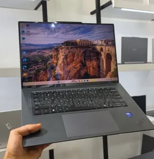 New Laptop Lenovo ThinkPad 11e 32GB Intel Core Ultra 7 SSD 1T