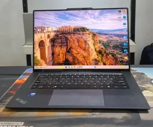 New Laptop Lenovo ThinkPad 11e 32GB Intel Core Ultra 7 SSD 1T