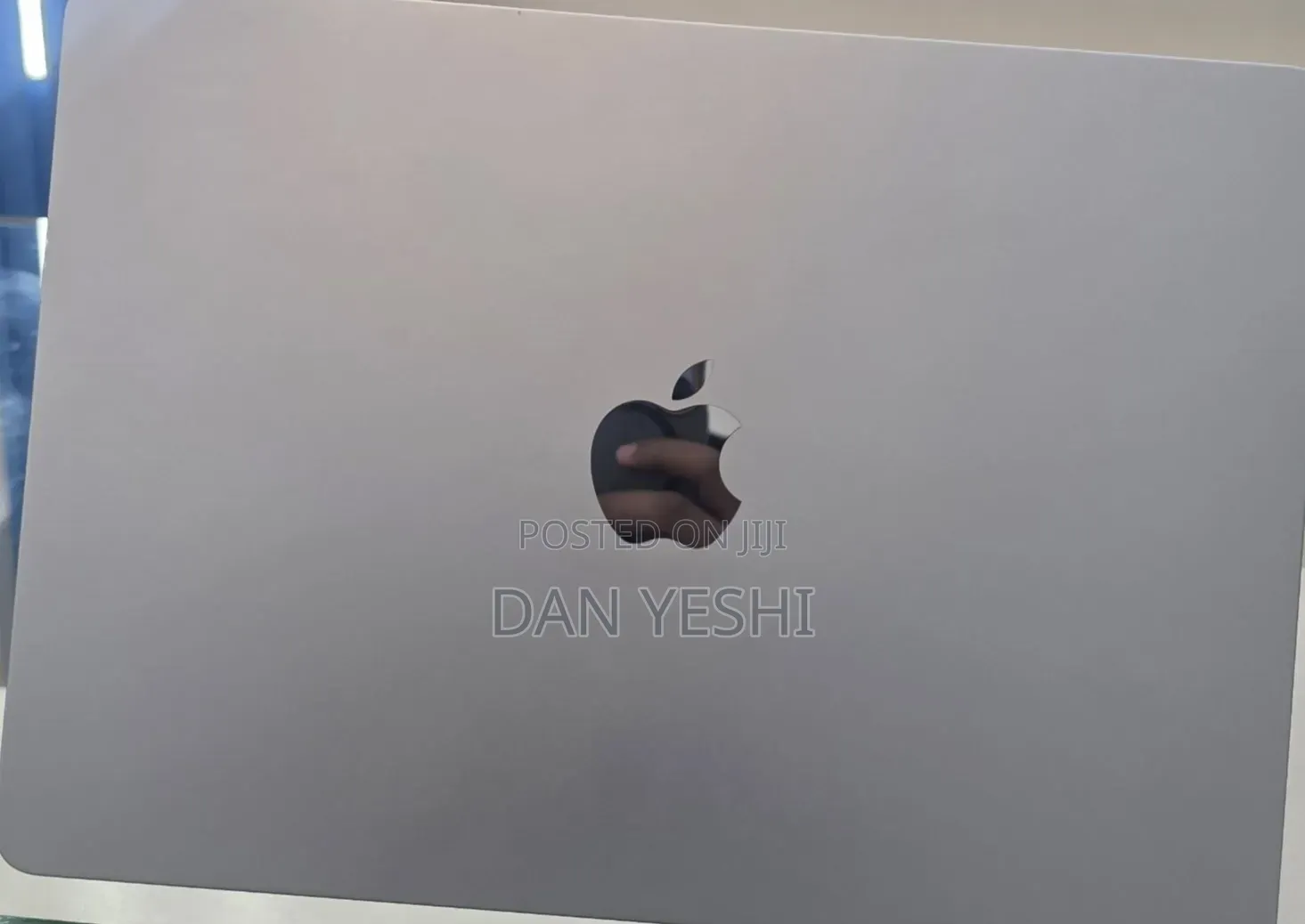 New Laptop Apple MacBook Air 2025 M4 16GB Apple M4 SSD 512GB