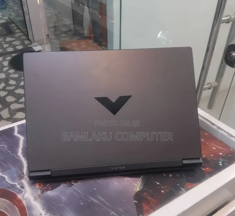 New Laptop HP Victus 16 16GB AMD Ryzen 5 SSD 512GB