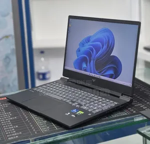 New Laptop HP Victus 15 16GB Intel Core i7 SSD 512GB